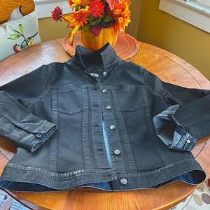 Women’s jeans jacket of oil cloth like fabric nwot